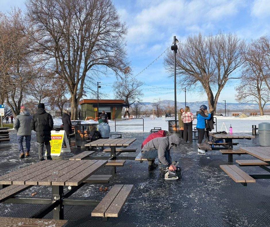 Riverside Park Outdoor Skating Facility